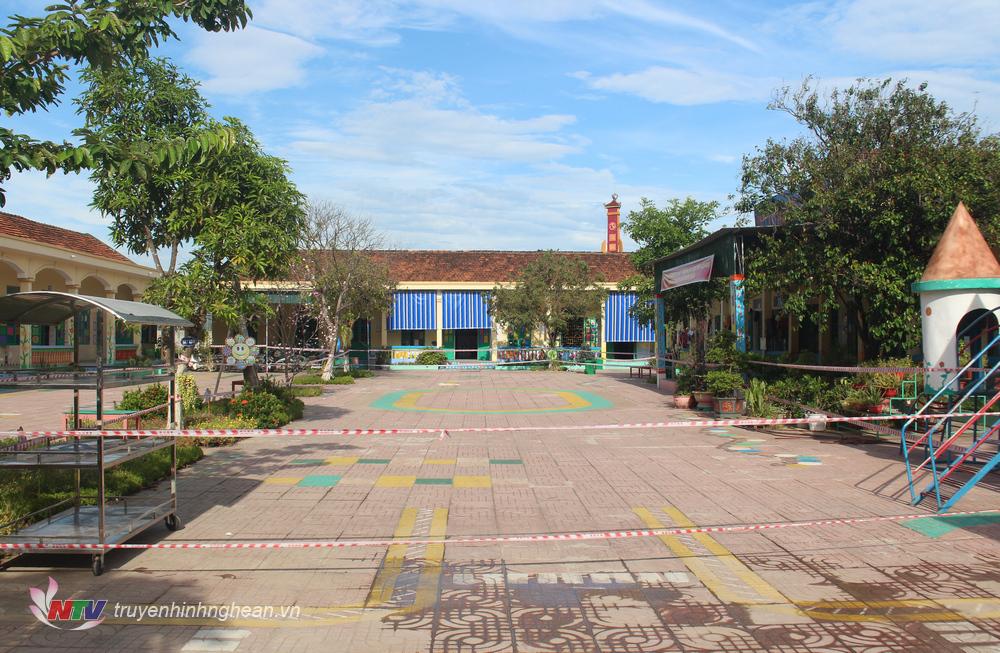 Khu vực cách ly tập trung tại trường Mầm non xã Quỳnh Giang.
