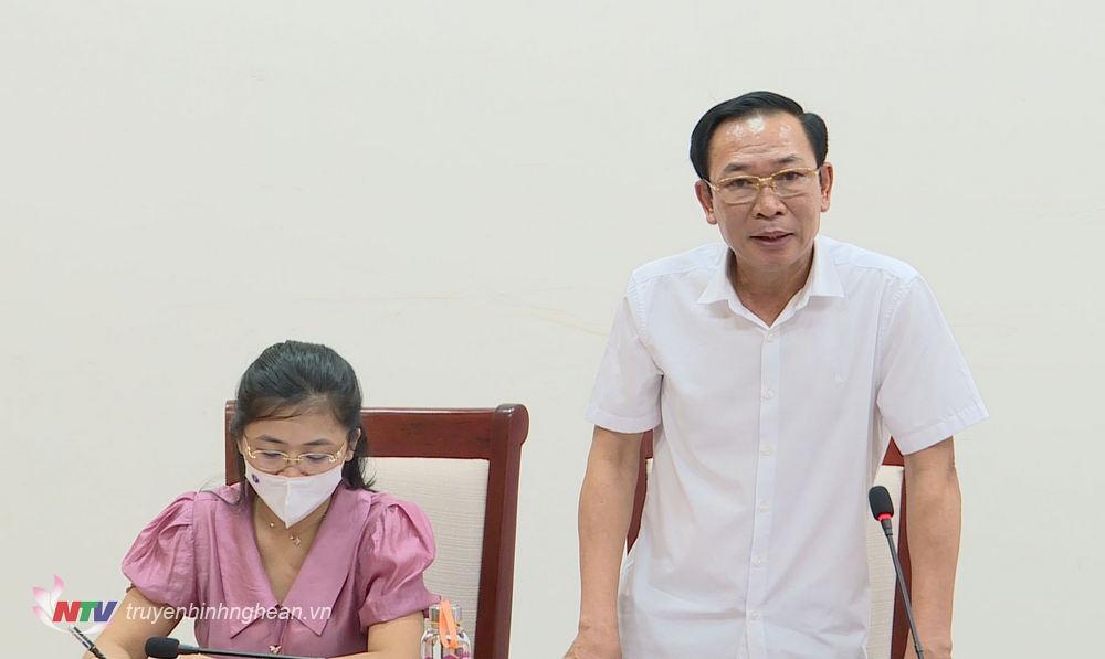 Đồng chí Nguyễn Xuân Hải - Giám đốc Sở Tài chính phát biểu ý kiến tại cuộc họp.