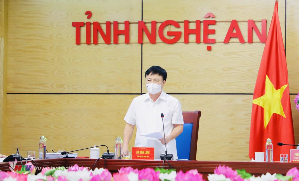Phó Chủ tịch UBND tỉnh Bùi Đình Long phát biểu tại cuộc họp.