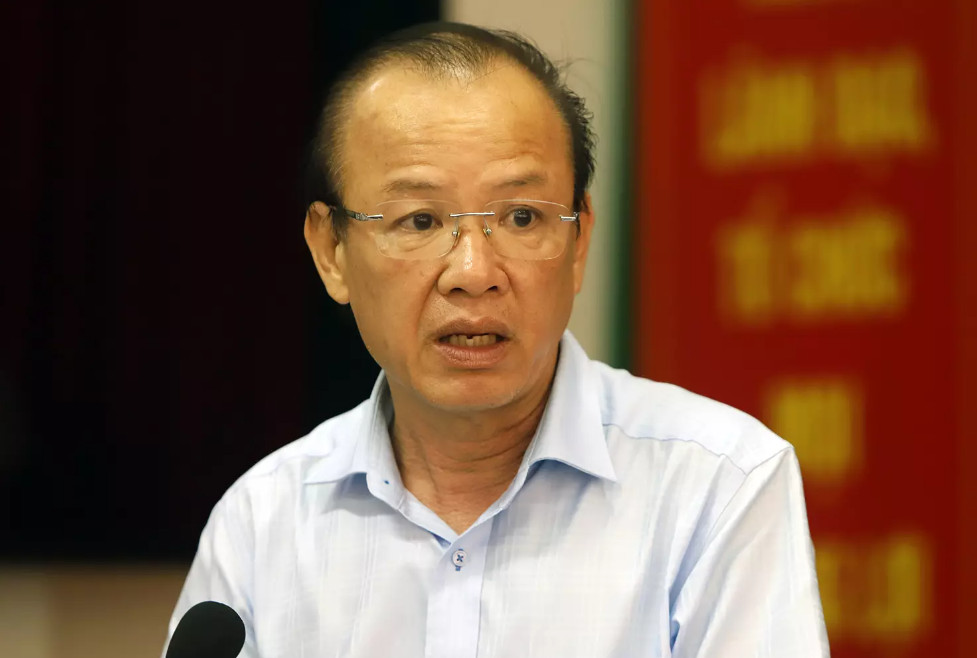 Bác sĩ Thái Phương Phiên, Giám đốc Bệnh viện Đa khoa tỉnh Ninh Thuận xin lỗi gia đình nạn nhân khi kết quả đo nồng độ cồn có sai sót.