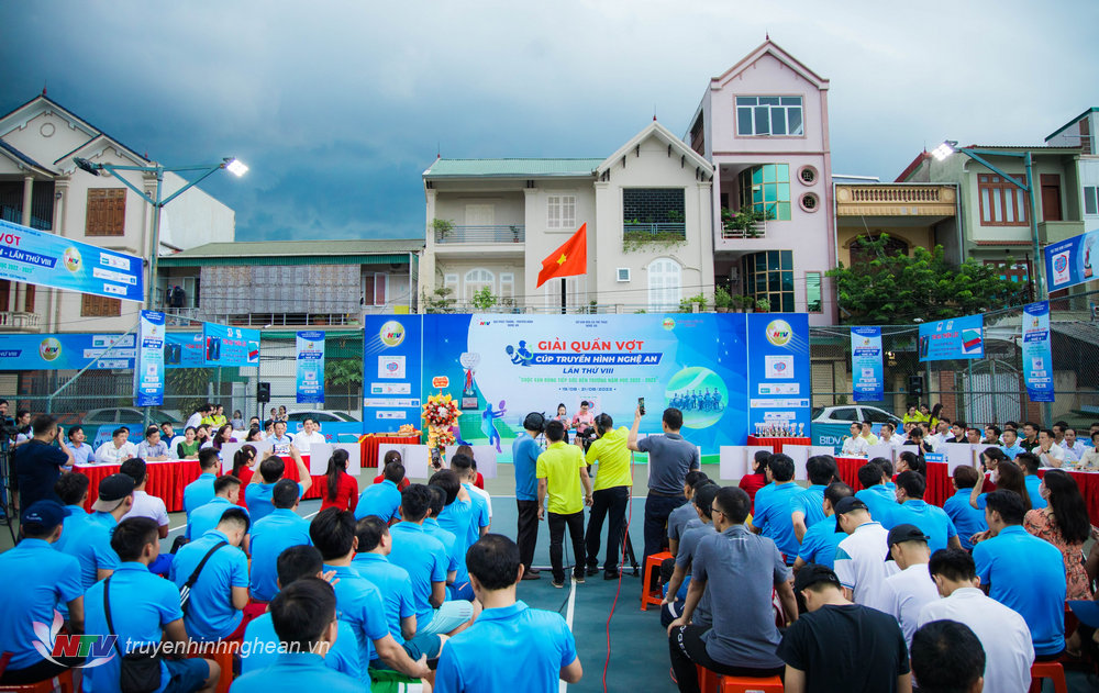 Hơn 350 vận động viên tham gia giải quần vợt Cup Truyền hình Nghệ An lần thứ 8