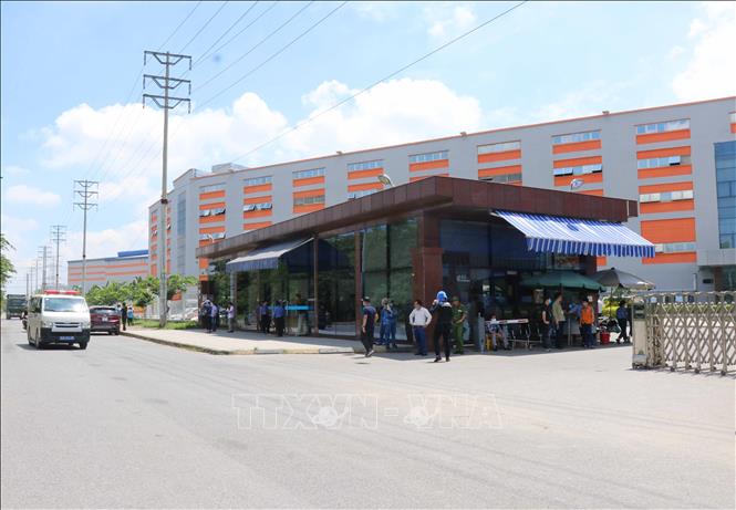 Công ty TNHH Seojin Auto, lô J5, Khu công nghiệp Đại Đồng, Hoàn Sơn, Phường Tân Hồng, Thị xã Từ Sơn, Tỉnh Bắc Ninh.