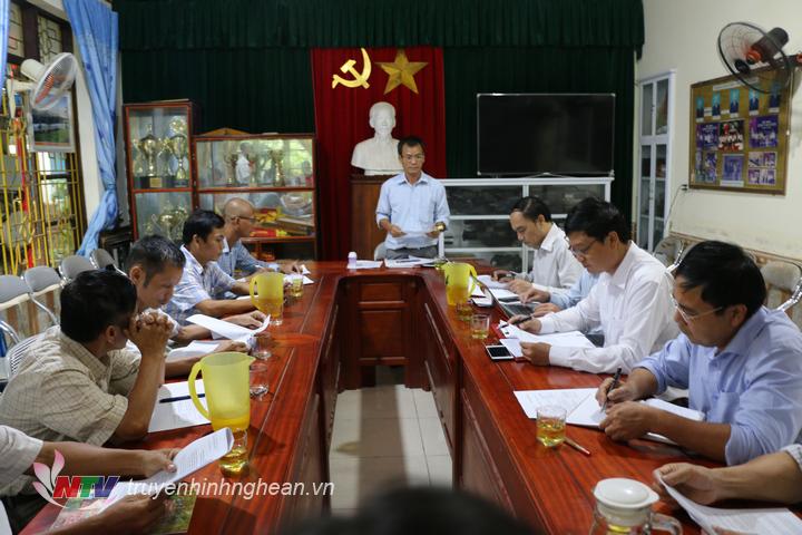 Tổ công tác dự sinh hoạt chi bộ Trung tâm Văn hóa, Thể thao và Truyền thông huyện Đô Lương.