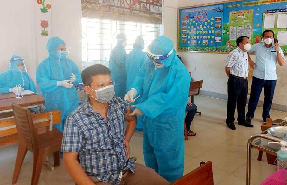 Nghệ An: Hơn 45.000 cán bộ, giáo viên nhân viên ngành Giáo dục đã tiêm vắc xin Covid-19 mũi 1