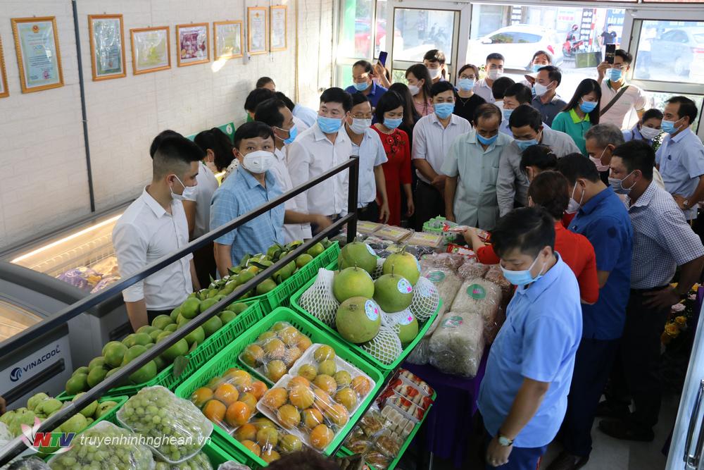 Hội Nông dân Đô Lương khai trương cửa hàng kinh doanh nông sản sạch