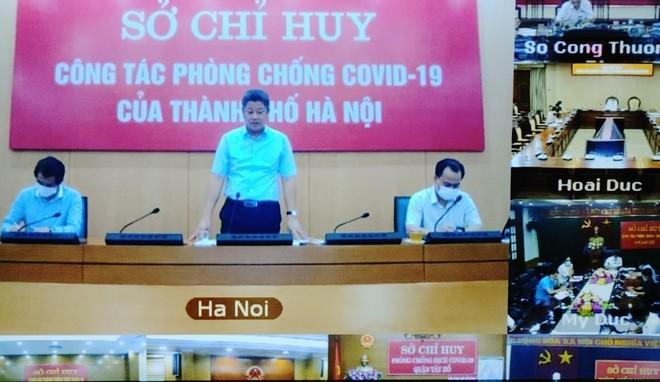 Phó Chủ tịch UBND TP Hà Nội Nguyễn Mạnh Quyền chủ trì cuộc họp