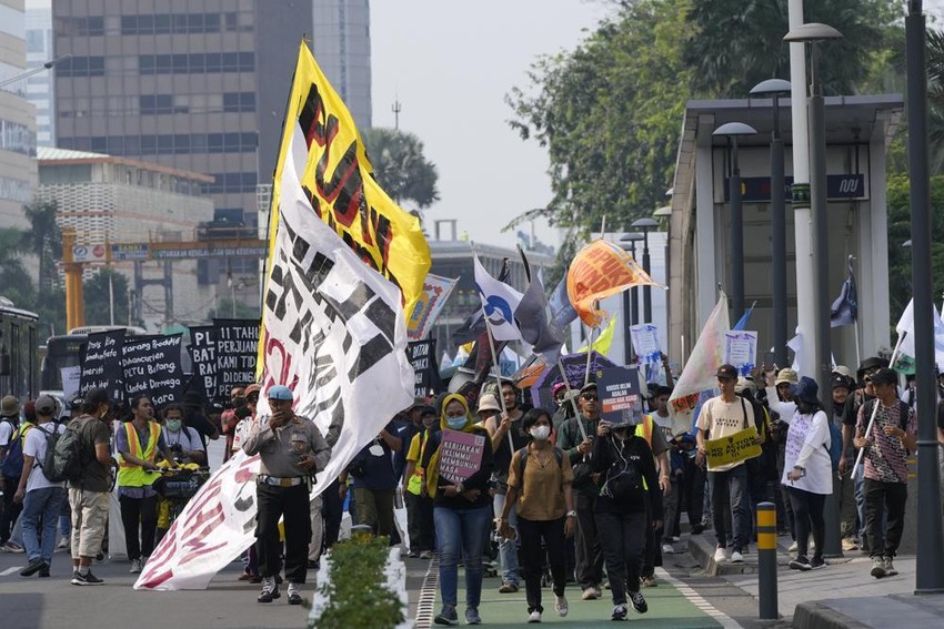 Cuộc biểu tình về khí hậu ở thủ đô Jakarta (Indonesia) ngày 23-9. Ảnh: AP