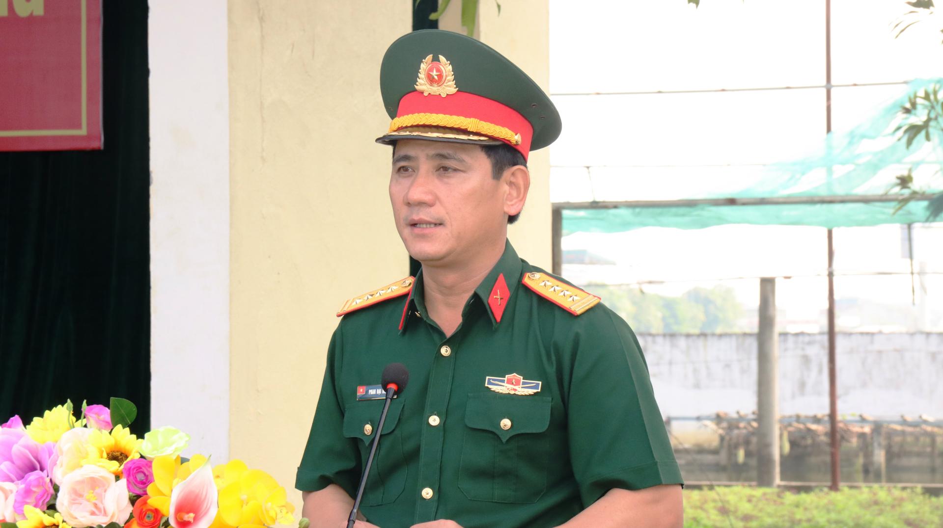 Đại tá Phan Đại Nghĩa – Uỷ viên BTV Tỉnh uỷ, Chỉ huy trưởng Bộ chỉ huy quân sự tỉnh phát biểu tại lễ khai mạc.