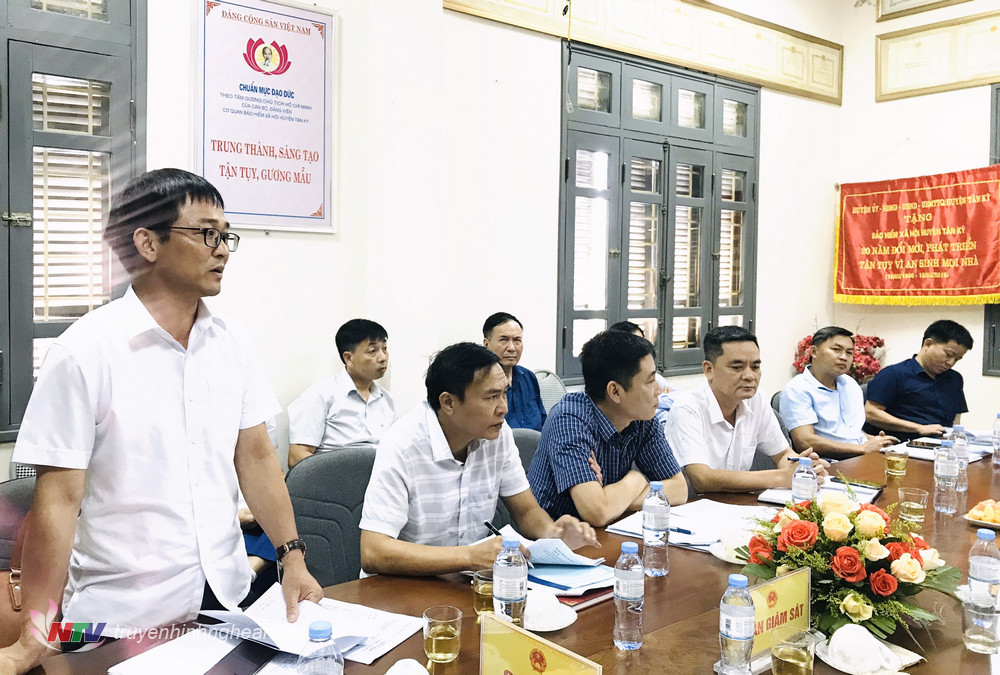 Đồng chí Nguyễn Văn Thực, Phó chủ tịch UBND huyện Tân ... kết quả