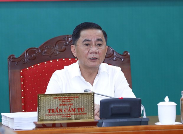 Ông Trần Cẩm Tú, Ủy viên Bộ Chính trị, Bí thư Trung ương Đảng, Chủ nhiệm Ủy ban Kiểm tra Trung ương chủ trì Kỳ họp.