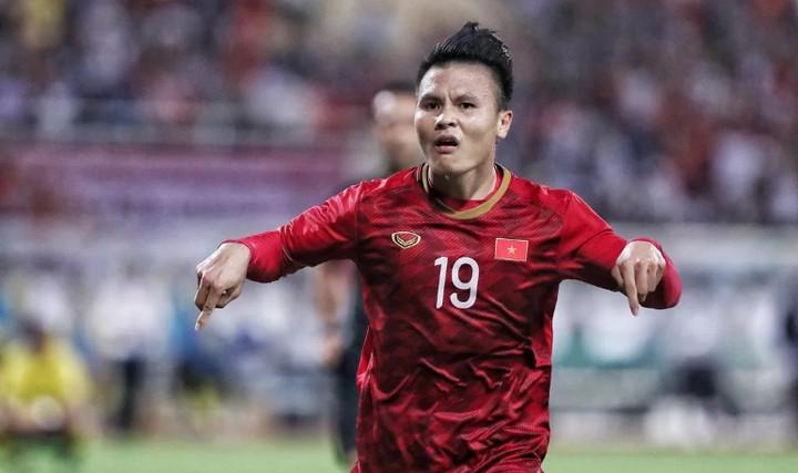 ​  ​ ​Quang Hải tỏa sáng với một siêu phẩm giúp tuyển Việt Nam giành chiến thắng 1-0 trước Malaysia.  ​