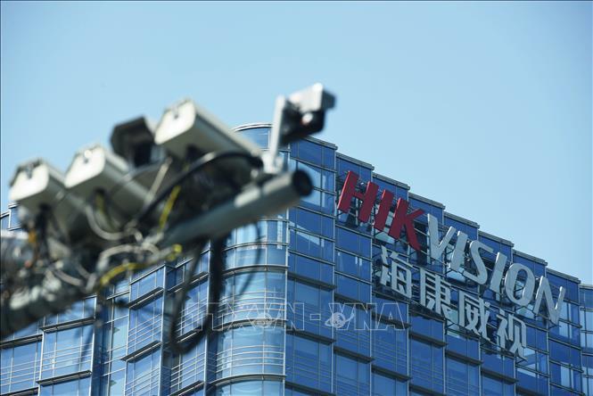 Trụ sở Công ty công nghệ kỹ thuật số Hàng Châu Hikvision ở tỉnh Chiết Giang (Trung Quốc), một trong các công ty bị Mỹ liệt vào danh sách trừng phạt thương mại.
