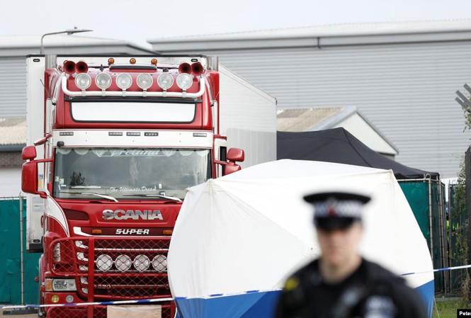 39 nạn nhân chết trên xe tải ở Anh là người Trung Quốc?