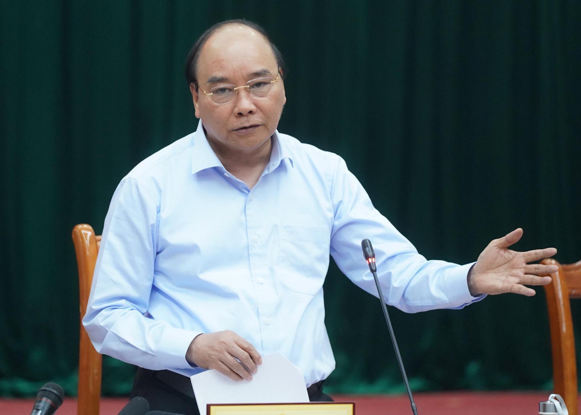 Thủ tướng Nguyễn Xuân Phúc phát biểu tại buổi làm việc. 