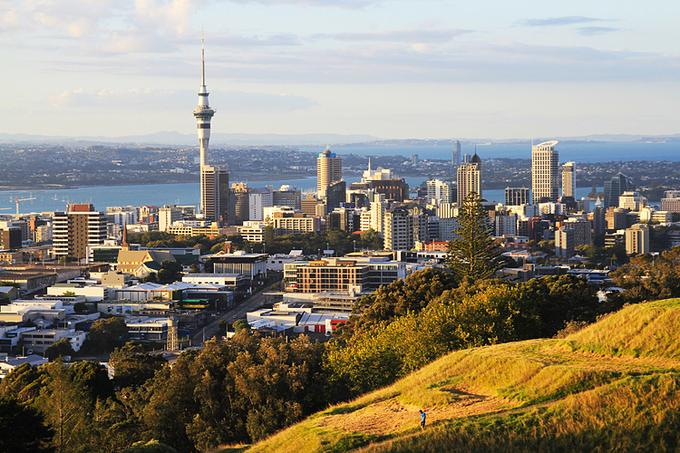 Thành phố Auckland, New Zealand, nhìn từ núi Eden. Ảnh:Shutterstock