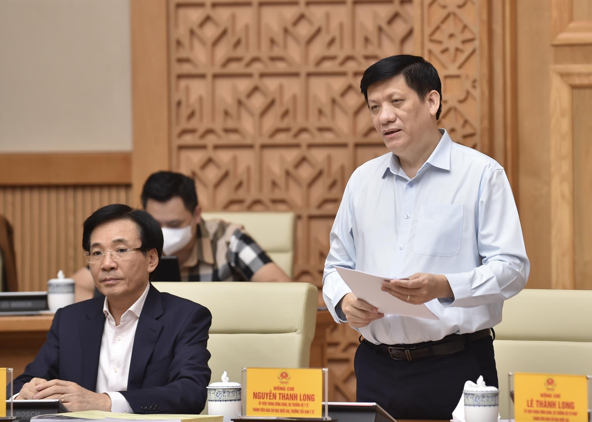 Bộ trưởng Nguyễn Thanh Long: Với kinh nghiệm bước đầu được đúc kết từ thực tiễn phòng chống dịch; năng lực ứng phó của hệ thống y tế ngày một nâng lên. Ảnh: VGP/Nhật Bắc