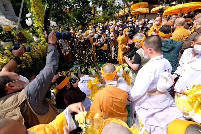 Phút tiễn biệt Đại lão hòa thượng Thích Phổ Tuệ về với Phật tổ