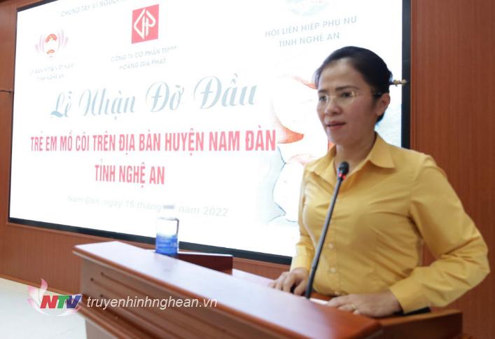 Chủ tịch UBMTTQ Võ Thị Minh Sinh phát biểu tại buổi lễ.