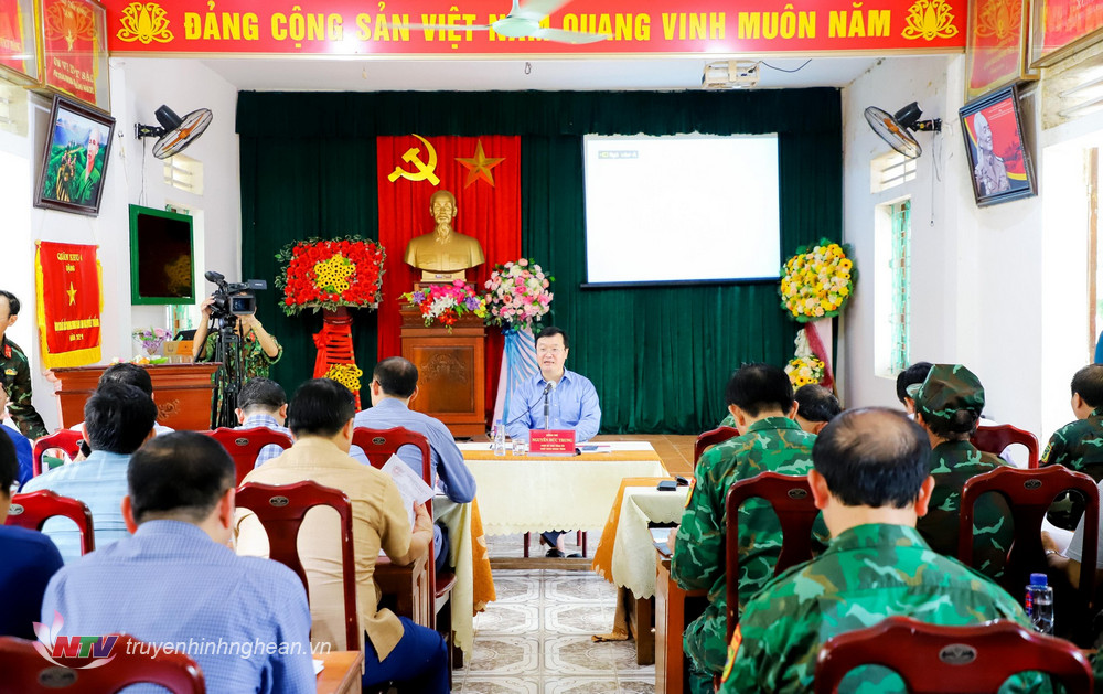 Chủ tịch UBND tỉnh Nguyễn Đức Trung làm việc với huyện Kỳ Sơn và các ngành.
