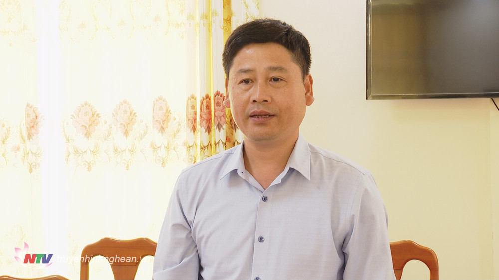 Đồng chí Trần Minh Ngọc - Giám đốc Đài PT-TH Nghệ An, Chủ tịch Hội Nhà báo tỉnh phát biểu tại buổi lễ.
