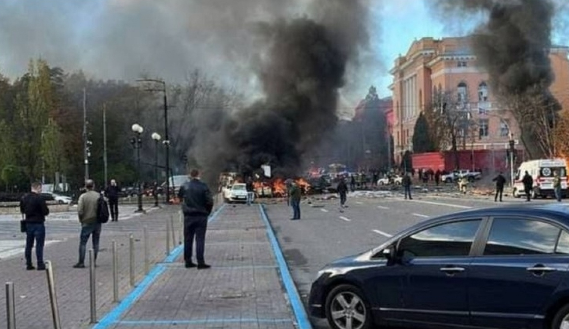 Thủ đô Kiev bị không kích. Ảnh: Gerashchenko.