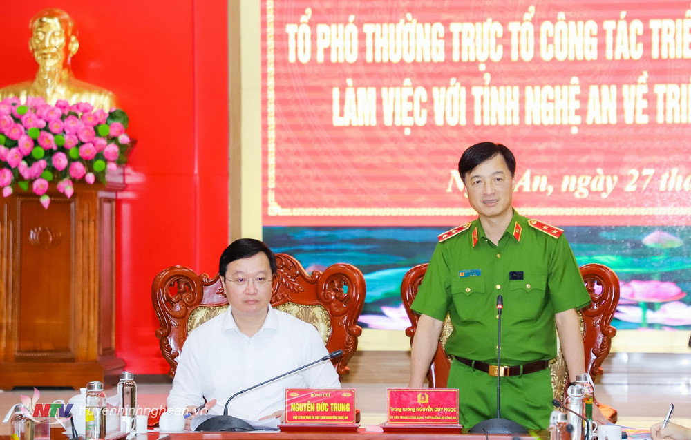 Thứ trưởng Bộ Công an Nguyễn Duy Ngọc kết luận buổi làm việc. 