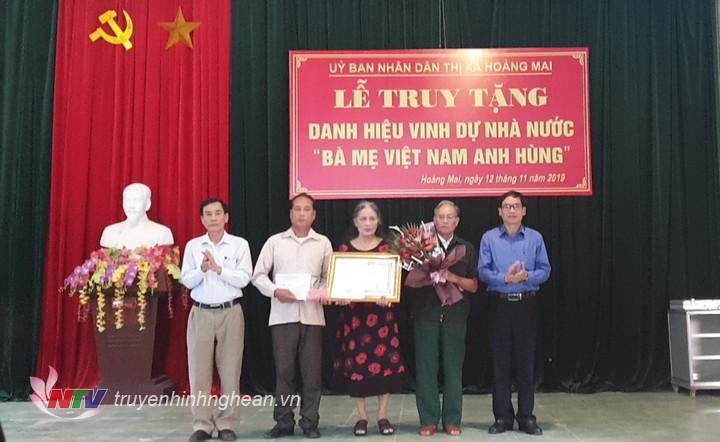 TX Hoàng Mai: Truy tặng danh hiệu Bà Mẹ Việt Nam Anh hùng