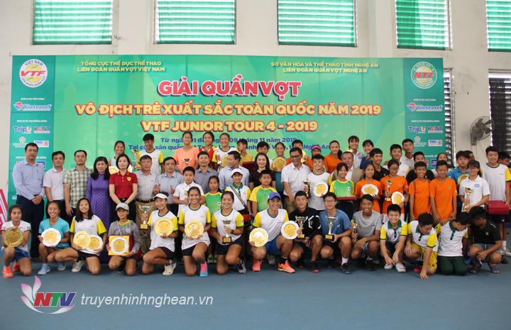 Bế mạc Giải Quần vợt Vô địch trẻ xuất sắc toàn quốc năm 2019