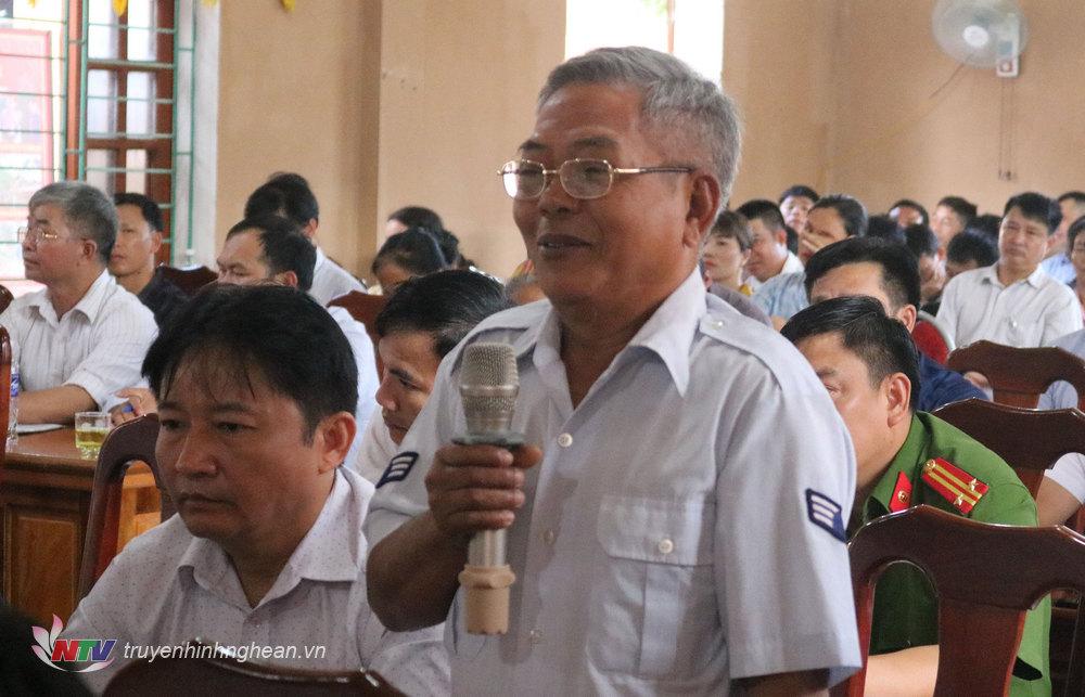 Ông Moong Biên Phòng, cử tri bản La Ngan, mong Quốc hội xem sét hạ tuổi trợ cấp xã hội cho người cao tuổi xuống 75 tuổi