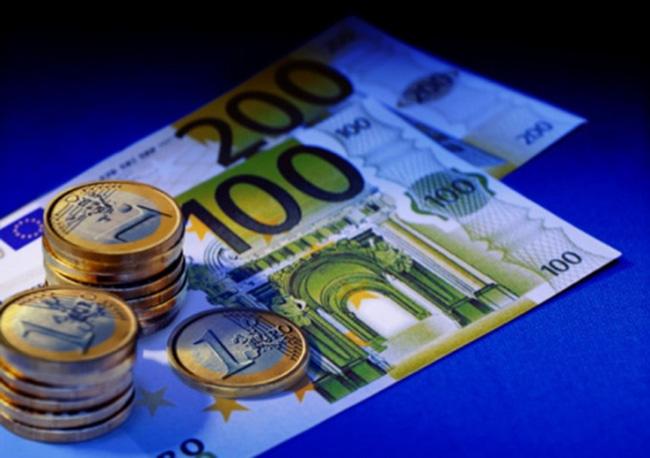 Euro trở thành đồng tiền được sử dụng nhiều nhất cho thanh toán toàn cầu. (Ảnh: Teeal.pt)