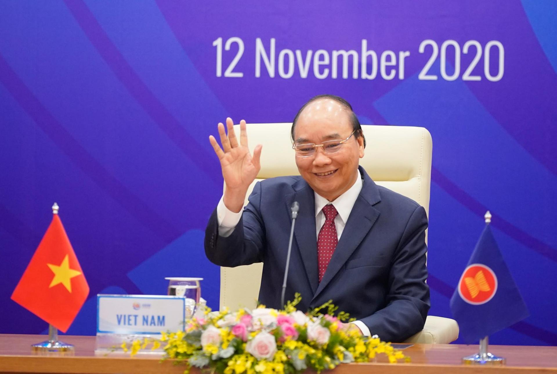 Thủ tướng Nguyễn Xuân Phúc chủ trì điều hành Hội nghị Cấp cao ASEAN lần thứ 37.