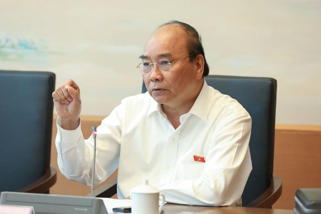 Thủ tướng Nguyễn Xuân Phúc nhấn mạnh quyết tâm kiểm soát dịch và cho biết từ nay đến cuối năm chưa thể cho khách du lịch vào Việt Nam.