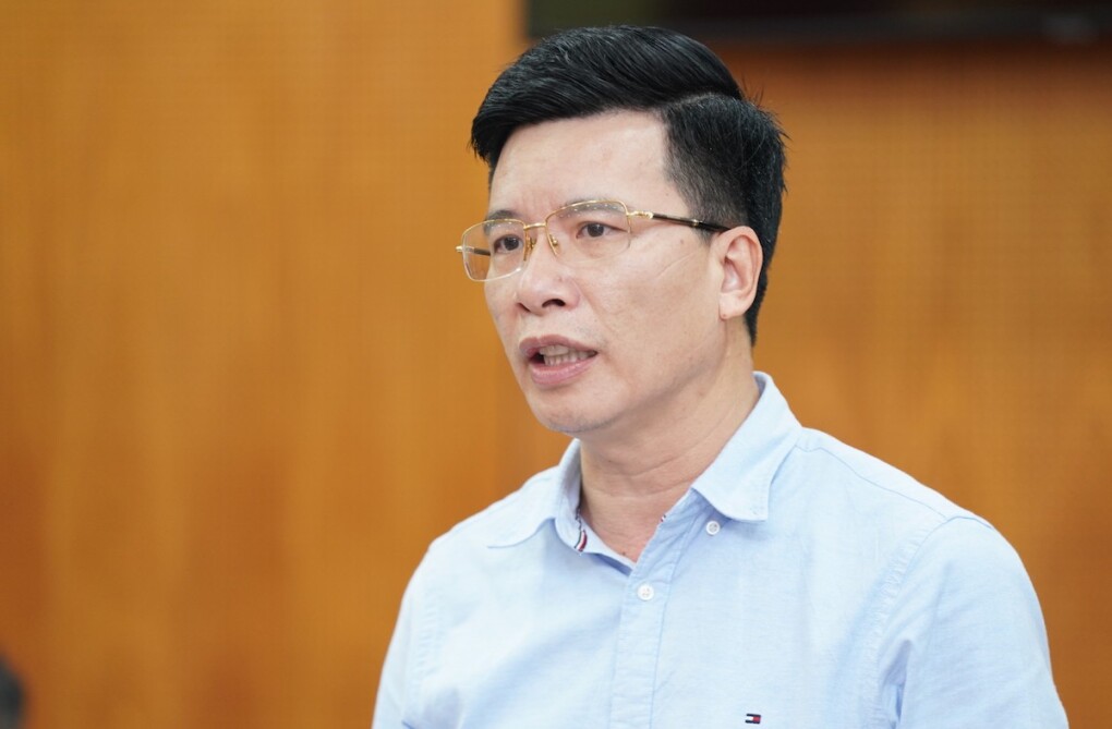 Ông Nguyễn Tiến Trọng, Phó Ban Tôn giáo Chính phủ thông tin về cơ sở Tịnh Thất Bồng Lai tại cuộc họp báo chiều 5/11. 