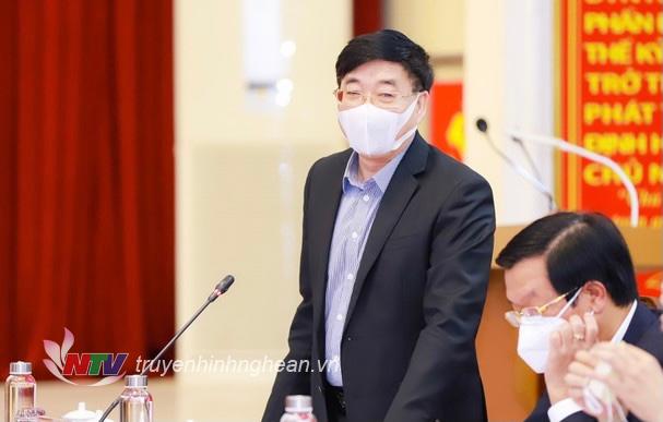 Đồng chí Nguyễn Văn Thông - Phó Bí thư Thường trực Tỉnh ủy phát biểu tại cuộc làm việc. 