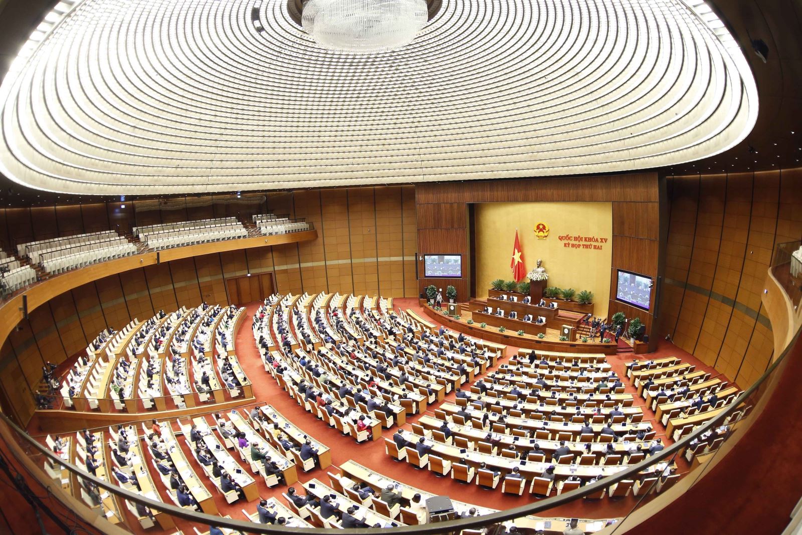 Toàn cảnh phiên họp Quốc hội ngày 8/11/2021.