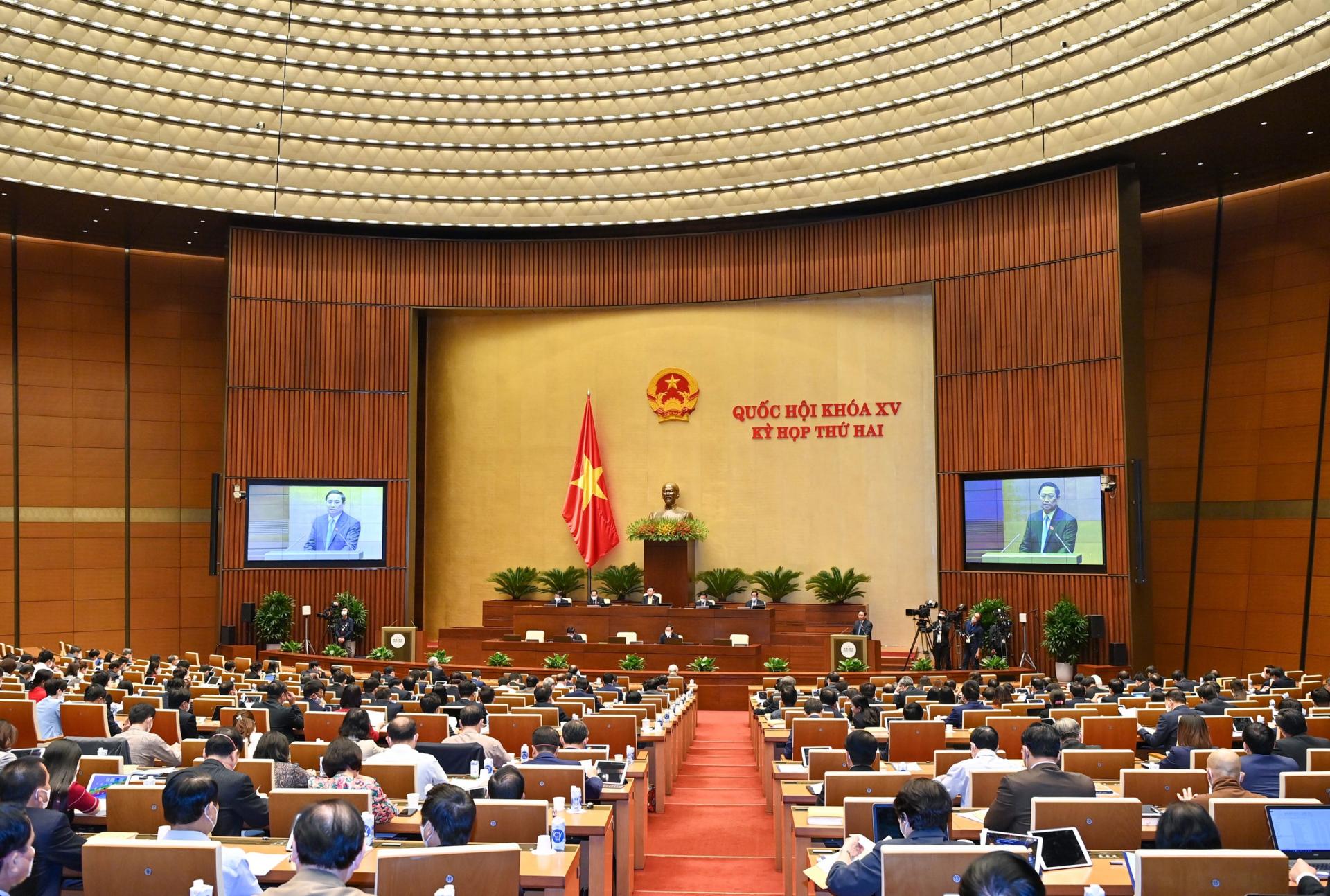 Thủ tướng Phạm Minh Chính trả lời chất vấn trước Quốc hội. Ảnh VGP