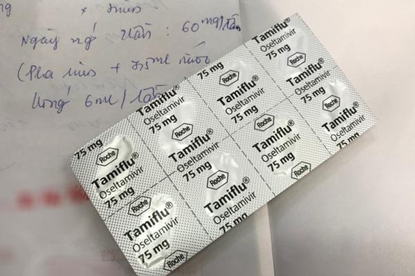 Hiện trện thị trường giá thuốc Tamiflu đang cao hơn 3-4 lần so với giá kê khai tại Cục Quản lý Dược