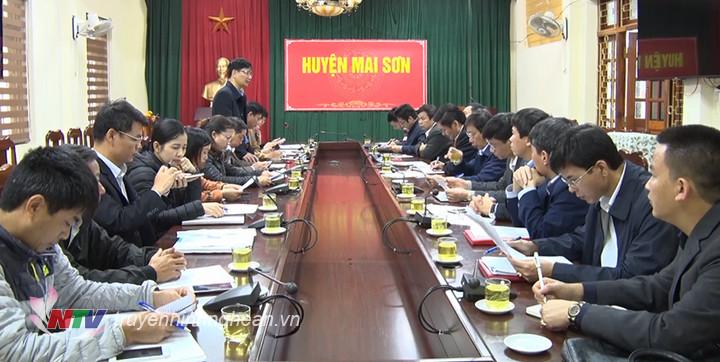 Đoàn công tác tỉnh Nghệ An làm việc tại huyện Mai Sơn, tỉnh Sơn La.