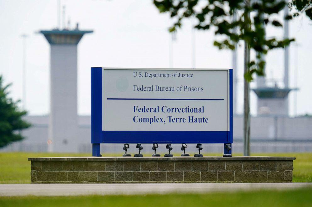 Nhà tù liên bang ở Terre Haute, bang Indiana, ngày 28/8/2020. Ảnh: AP