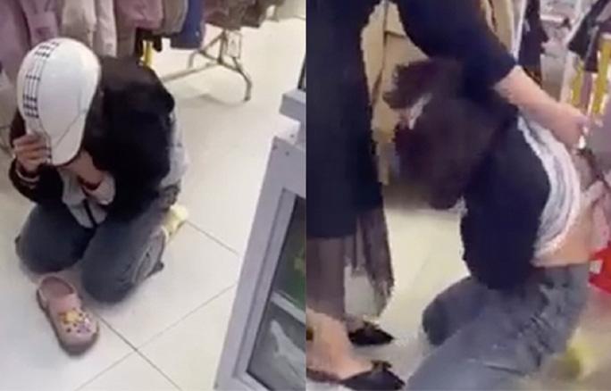 Hình ảnh nữ sinh bị chủ shop quần áo bắt quỳ gối, dùng kéo cắt áo ngực vì cho rằng trộm chân váy 160.000 đồng - Ảnh cắp từ clip