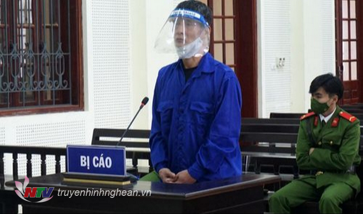 Bị cáo Lê Đăng Tuấn tại tòa
