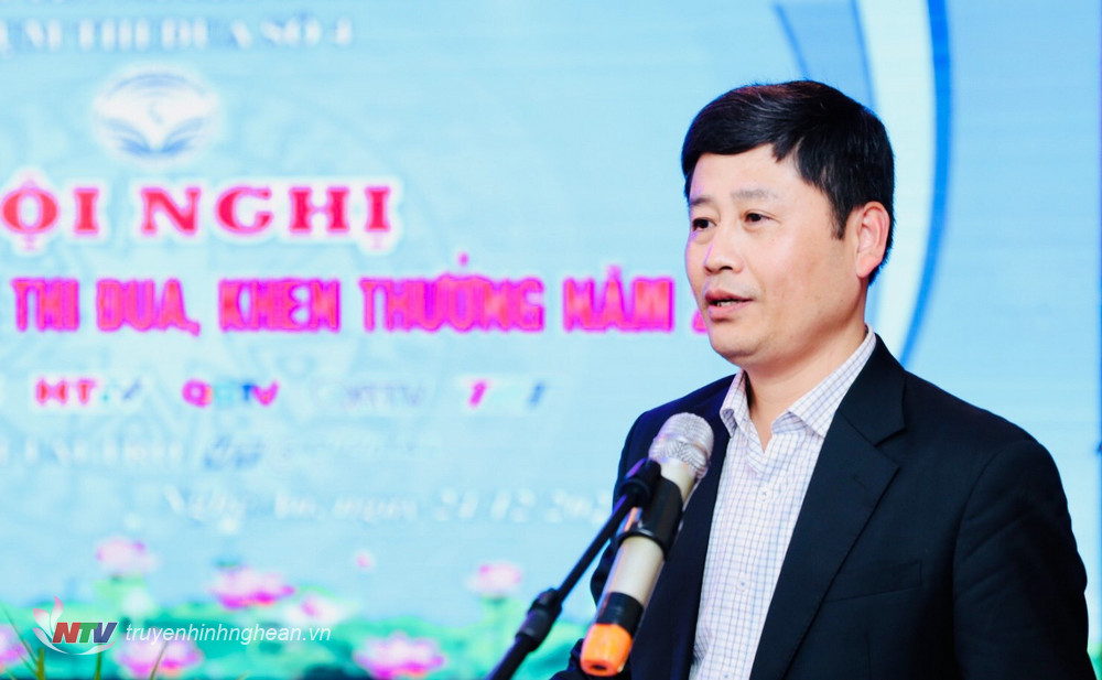 Đồng chí Trần Minh Ngọc - Giám đốc Đài PTTH Nghệ An, Chủ tịch Hội Nhà báo Nghệ An  phát biểu khai mạc.