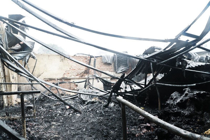 Nguyên nhân vụ cháy vẫn đang được điều tra làm rõ. Xã Ninh Hiệp đang thống kê số hộ thiệt hại sau vụ cháy để báo cáo lên huyện.
