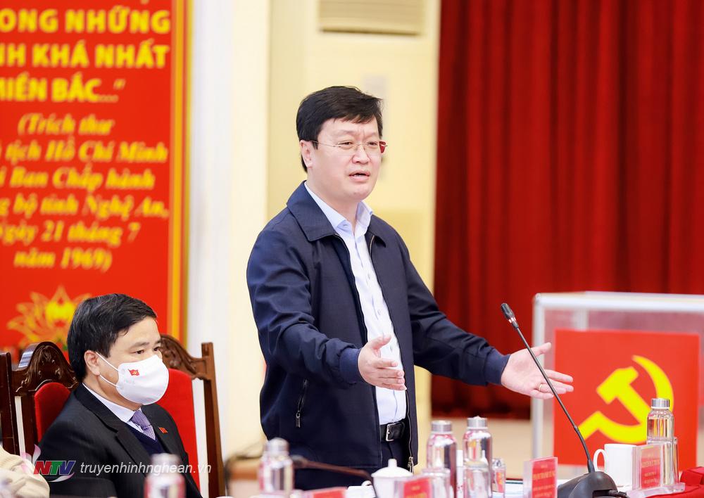Đồng chí Nguyễn Đức Trung - Phó Bí thư Tỉnh ủy, Chủ tịch UBND tỉnh phát biểu tại cuộc làm việc. 