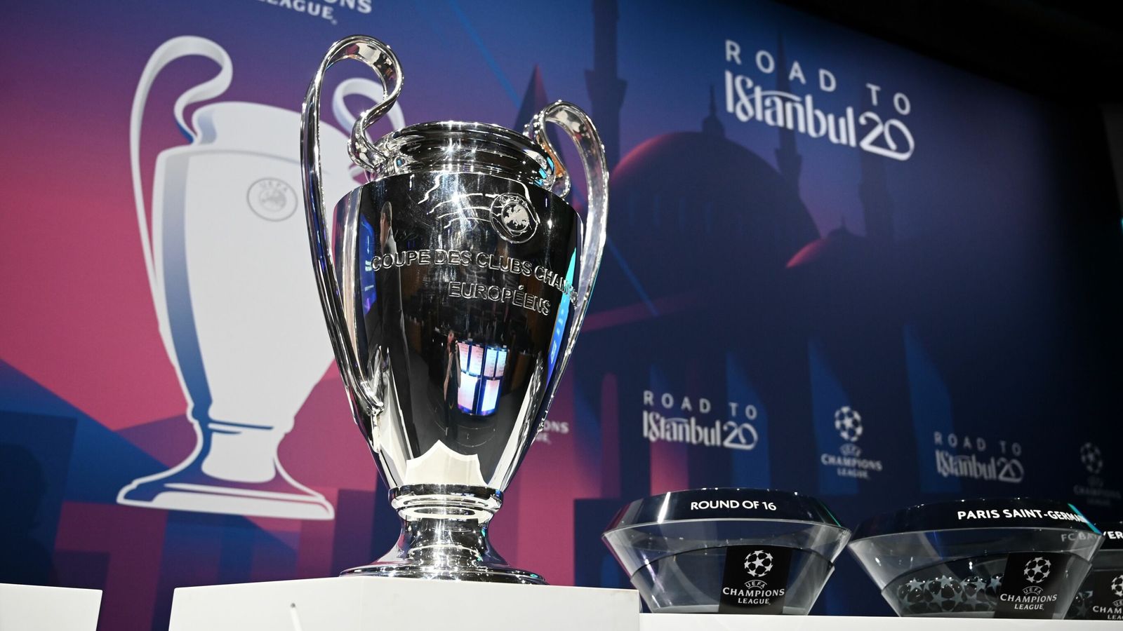 Real Madrid kiện UEFA sau scandal bốc thăm lại vòng 1/8 Champions League