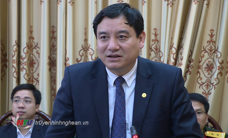 Bí thư Tỉnh ủy Nguyễn Đắc Vinh phát biểu tại cuộc làm việc.