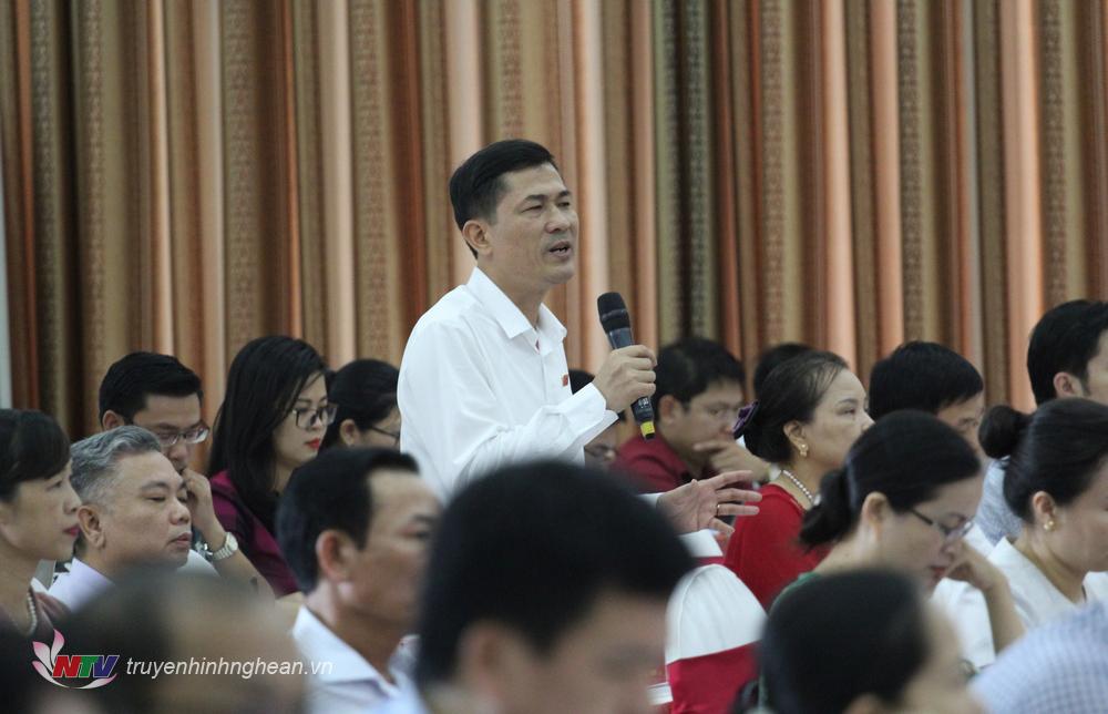 ông Thái Văn Thành – Giám đốc Sở GD&ĐT, là “lời ru buồn” không riêng của ngành LĐ, TB&XH mà cũng là sự “bất khả kháng” của ngành giáo dục