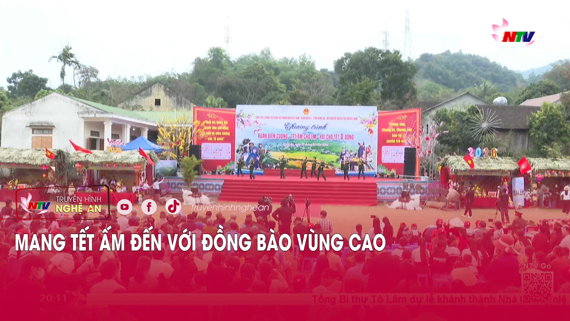 Mang Tết ấm đến với đồng bào vùng cao