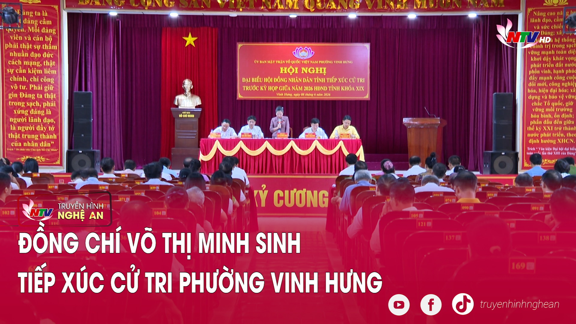 Đồng chí Võ Thị Minh Sinh tiếp xúc cử tri phường Vinh Hưng